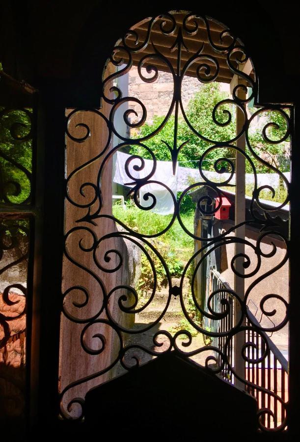 Epicerie Vieille Du Puy En Velay Hotel Le Puy-en-Velay Bagian luar foto