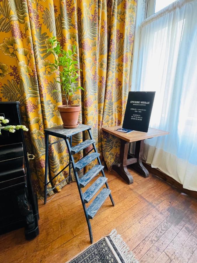 Epicerie Vieille Du Puy En Velay Hotel Le Puy-en-Velay Bagian luar foto