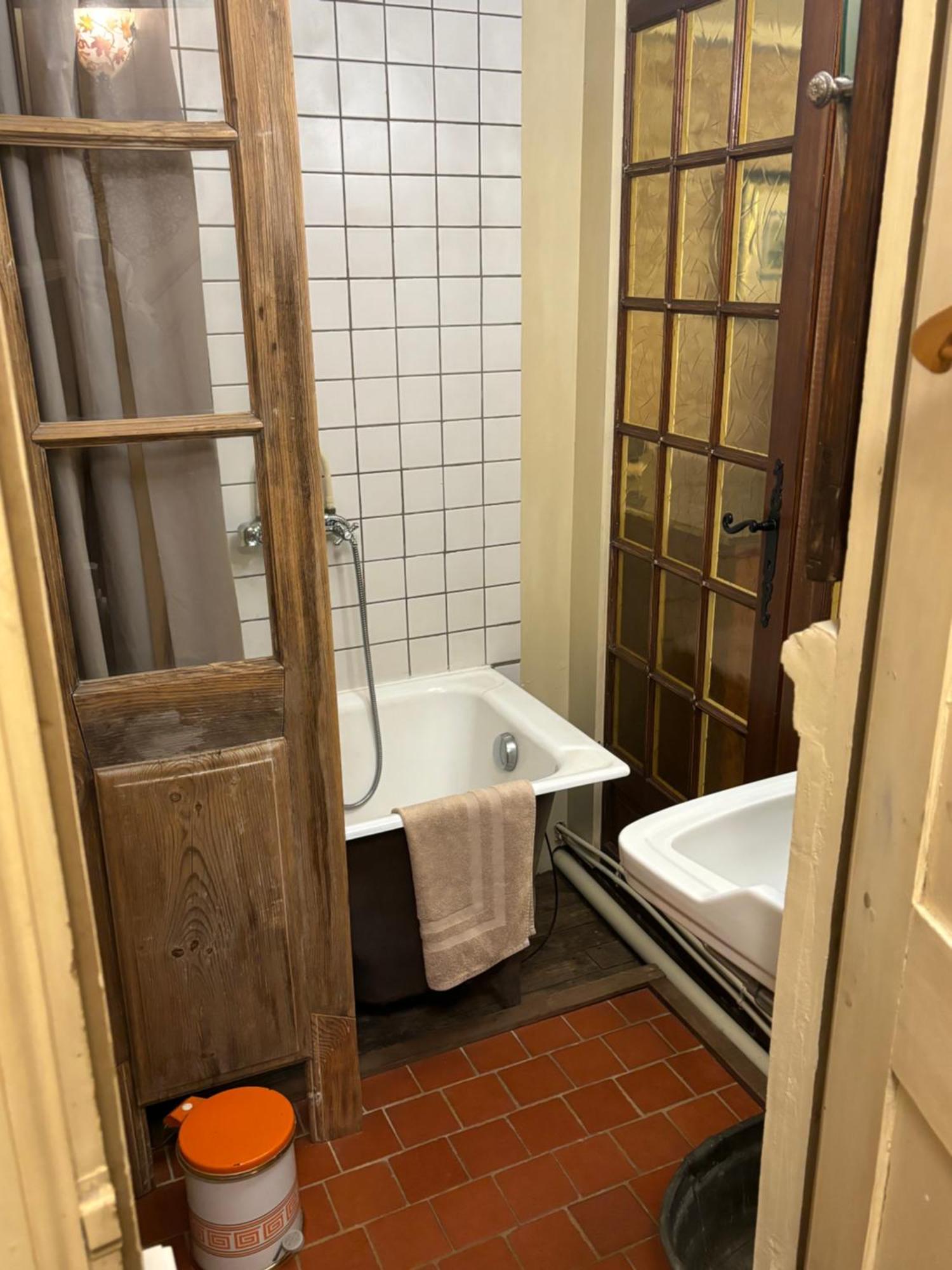 Epicerie Vieille Du Puy En Velay Hotel Le Puy-en-Velay Ruang foto