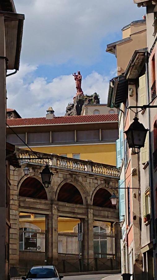 Epicerie Vieille Du Puy En Velay Hotel Le Puy-en-Velay Bagian luar foto